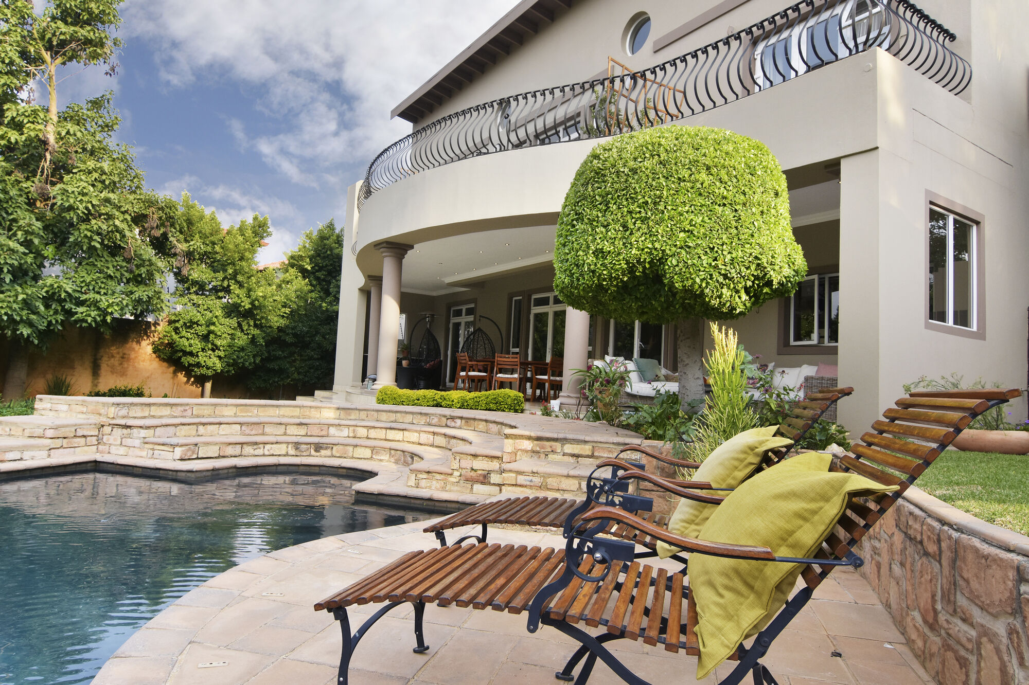 Sandown Guest House pool