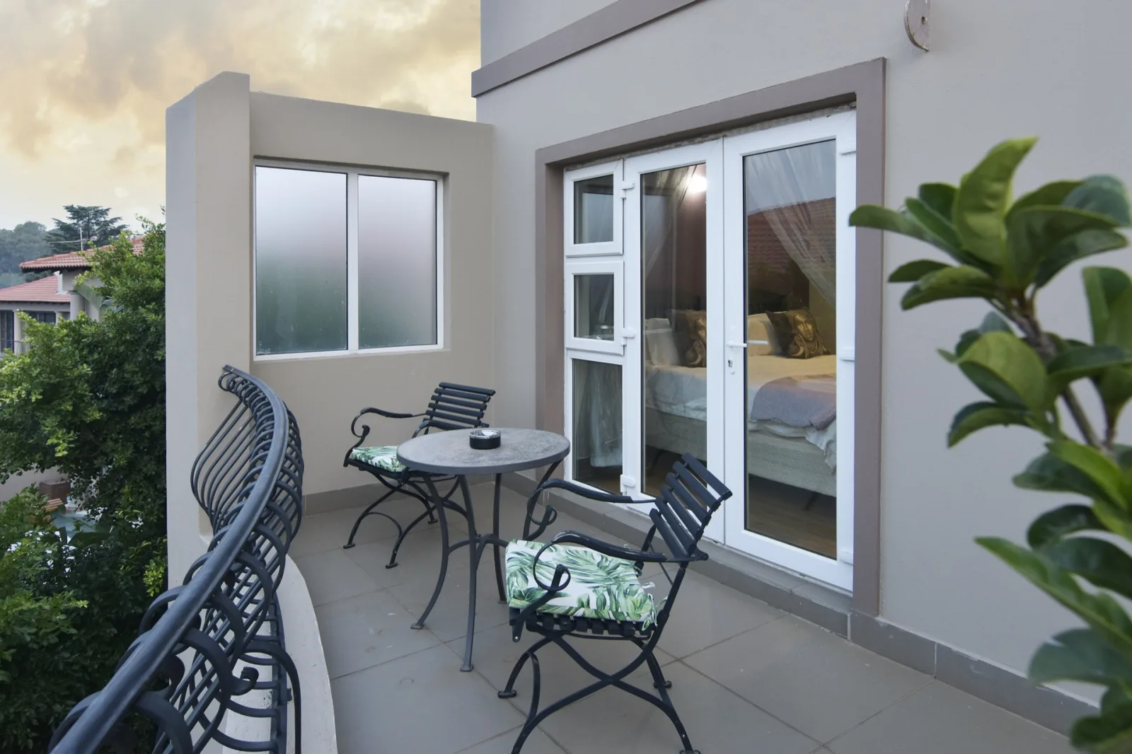African Element Room balcony view